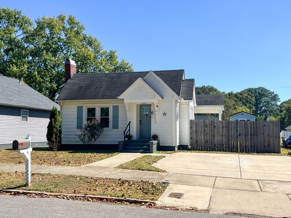 334 Nixon Ave , Lawrenceburg, TN 38464