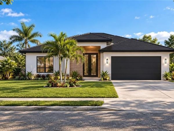 2700 42nd ST SW, LEHIGH ACRES, FL 33976