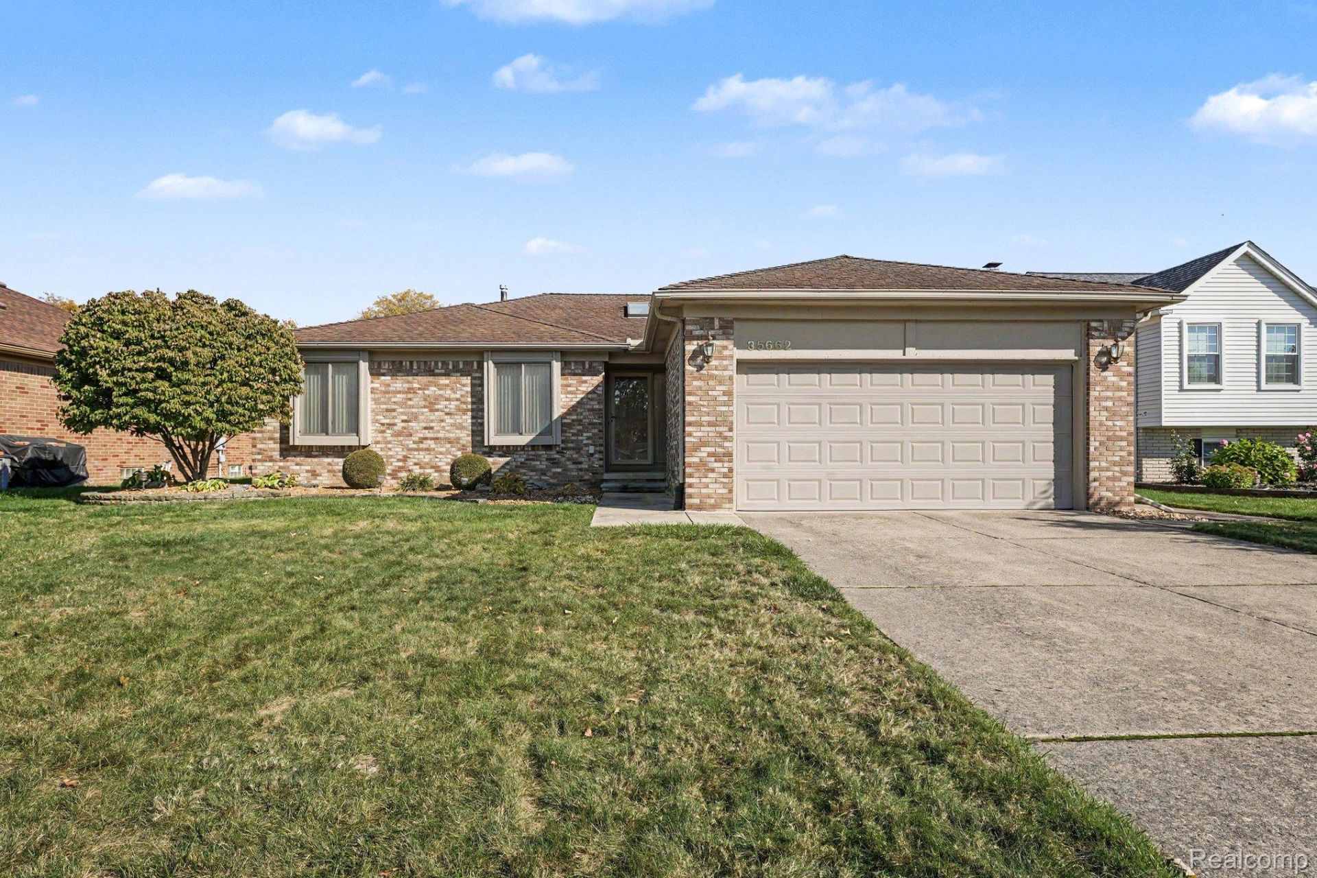 35662 Buxton Drive, Sterling Heights, Mi 48310 Main Photo