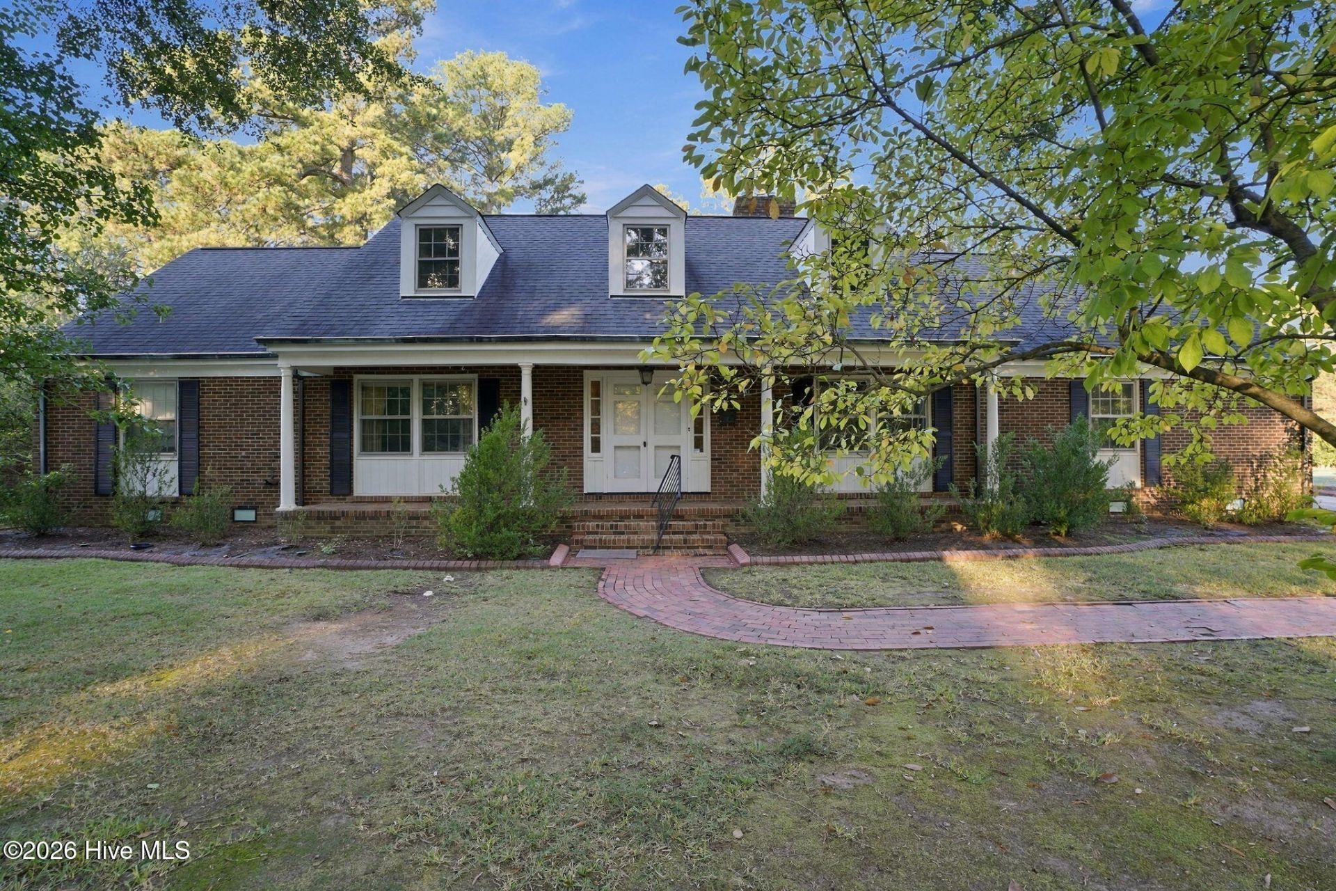 209 Brentwood Drive N, Wilson, NC 27893 Main Photo