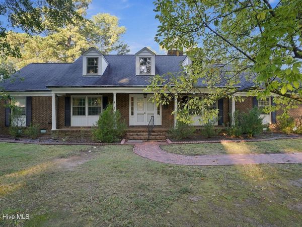 209 Brentwood Drive N, Wilson, NC 27893