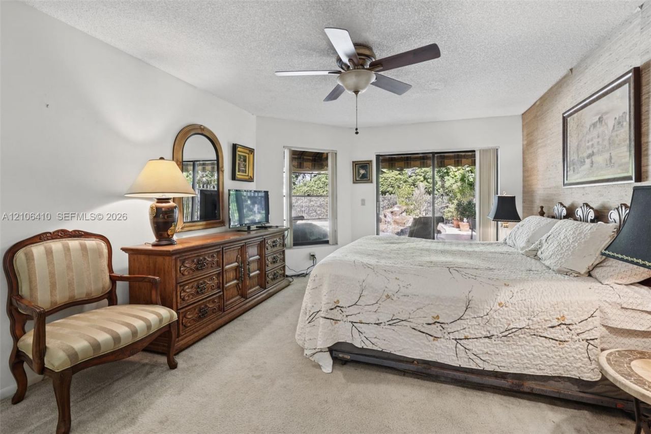 1725 Lakeshore Cir , Weston, FL 33326 Photo