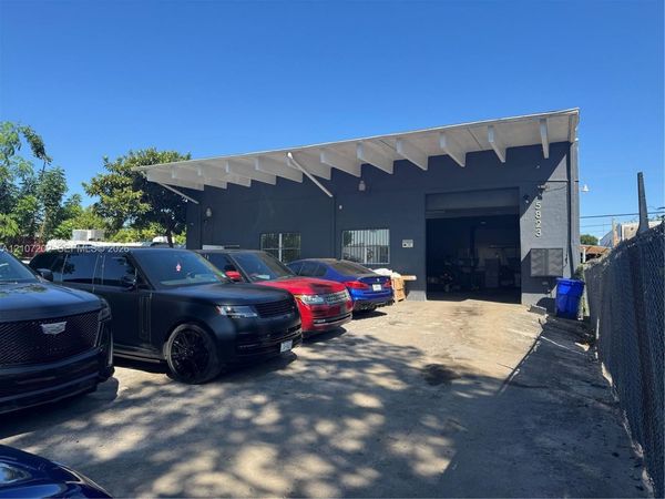 5823 Rodman St , Hollywood, FL 33023