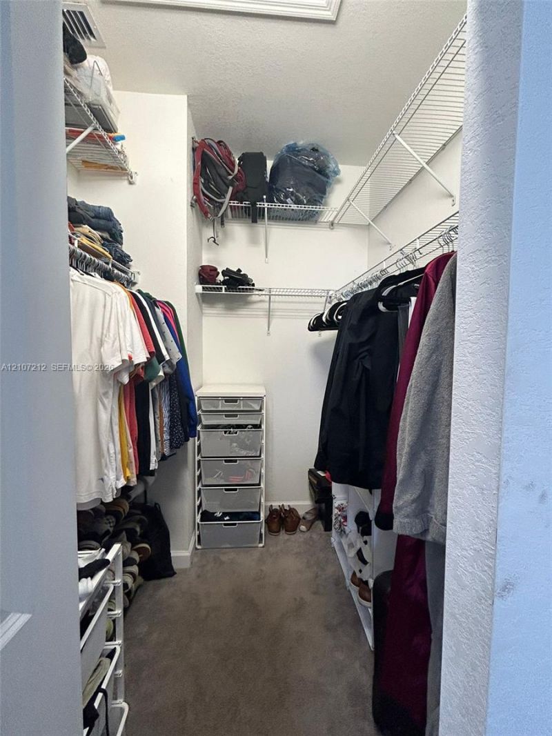613 NE 208th Ter , Unit 613, Miami, FL 33179 Photo