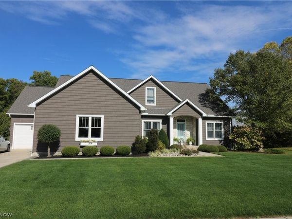 6 Lake View Court , Norwalk, OH 44857