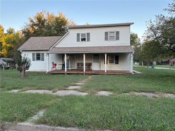 320 Martin Avenue, Osawatomie, KS 66064