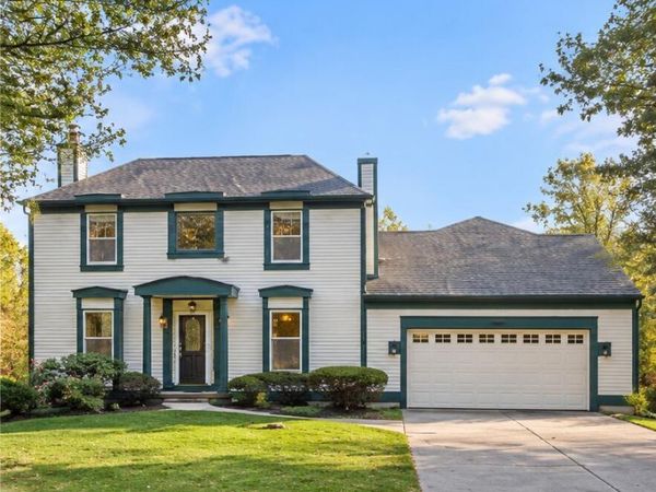 1864 Maple Shade Drive, Williamston, MI 48895