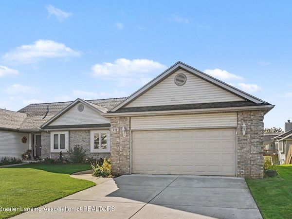 419 White Pine Boulevard, Lansing, MI 48917