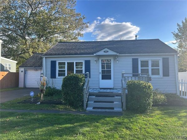 713 Larkin Road, Derby, NY 14047