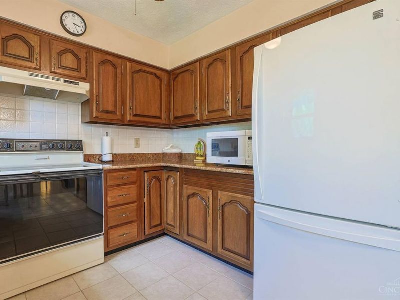 5800 West Fork Road, Green Township, OH 45247 Photo 16