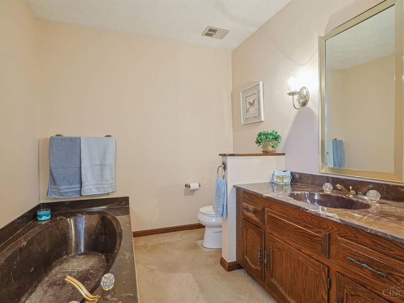 5800 West Fork Road, Green Township, OH 45247 Photo 25