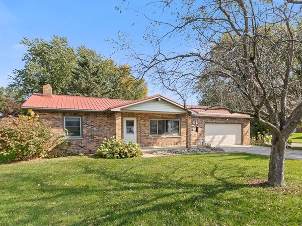 301 Scott Road, Mount Horeb, WI 53572