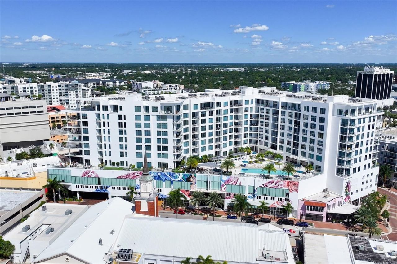 111 S Pineapple Avenue, Unit 1103, Sarasota, FL 34236 Photo