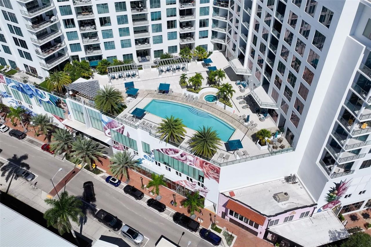 111 S Pineapple Avenue, Unit 1103, Sarasota, FL 34236 Photo
