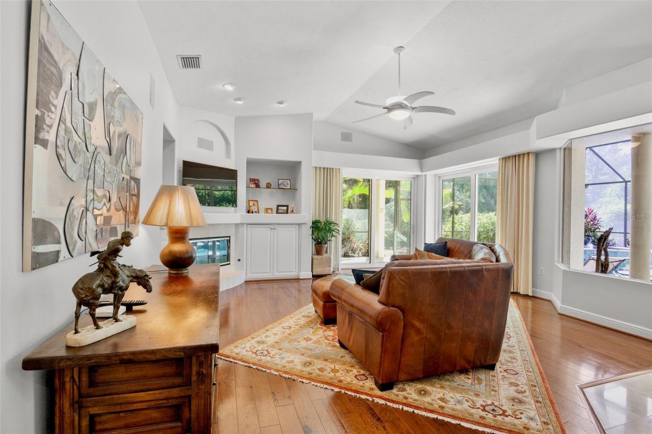 4804 Benchmark Court, Sarasota, FL 34238 Photo