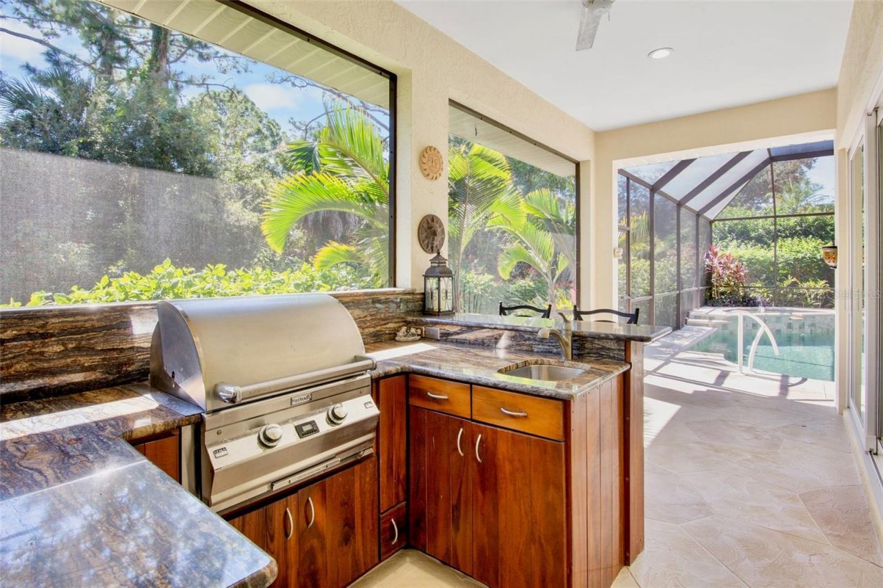 4804 Benchmark Court, Sarasota, FL 34238 Photo