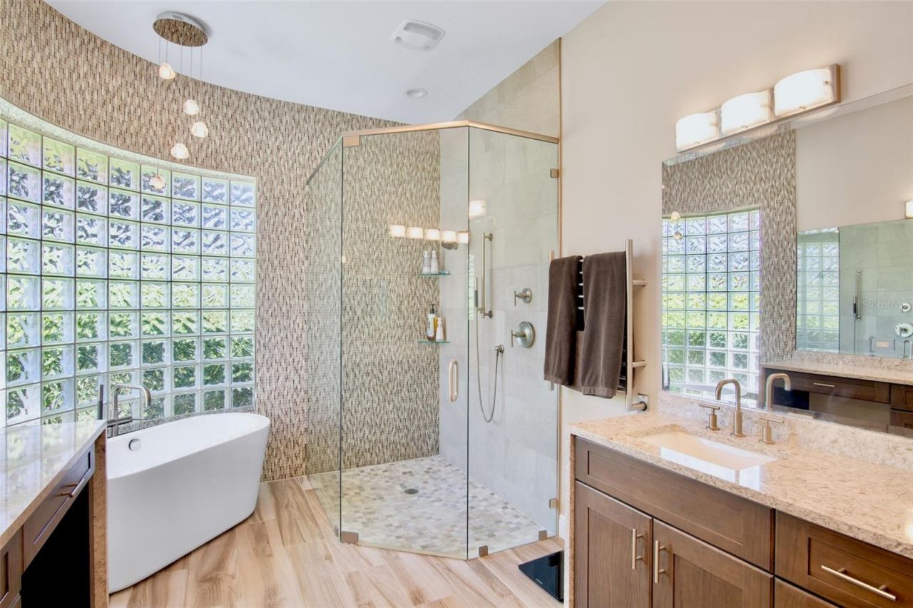 4804 Benchmark Court, Sarasota, FL 34238 Photo