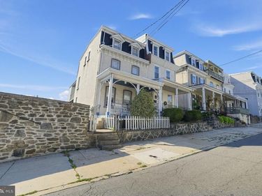 4118 MANAYUNK AVENUE , PHILADELPHIA, PA 19128