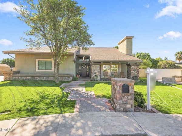 2045 N GENTRY, Mesa, AZ 85213