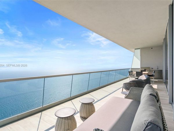 18501 Collins Ave, Unit 5101, Sunny Isles Beach, FL 33160
