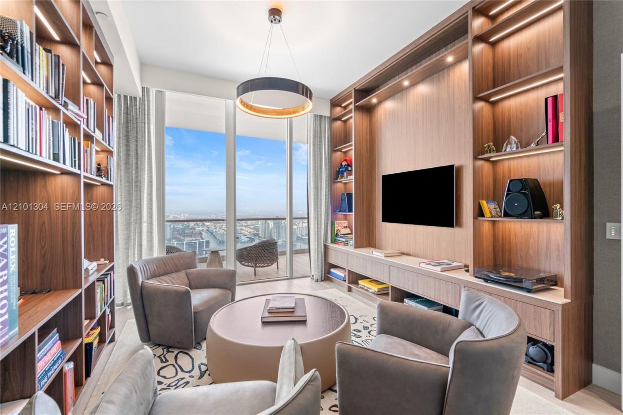 18501 Collins Ave, Unit 5101, Sunny Isles Beach, FL 33160 Photo