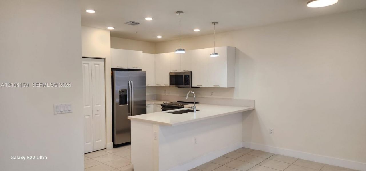 10270 NW 66th St , Unit 301, Doral, FL 33178 Photo
