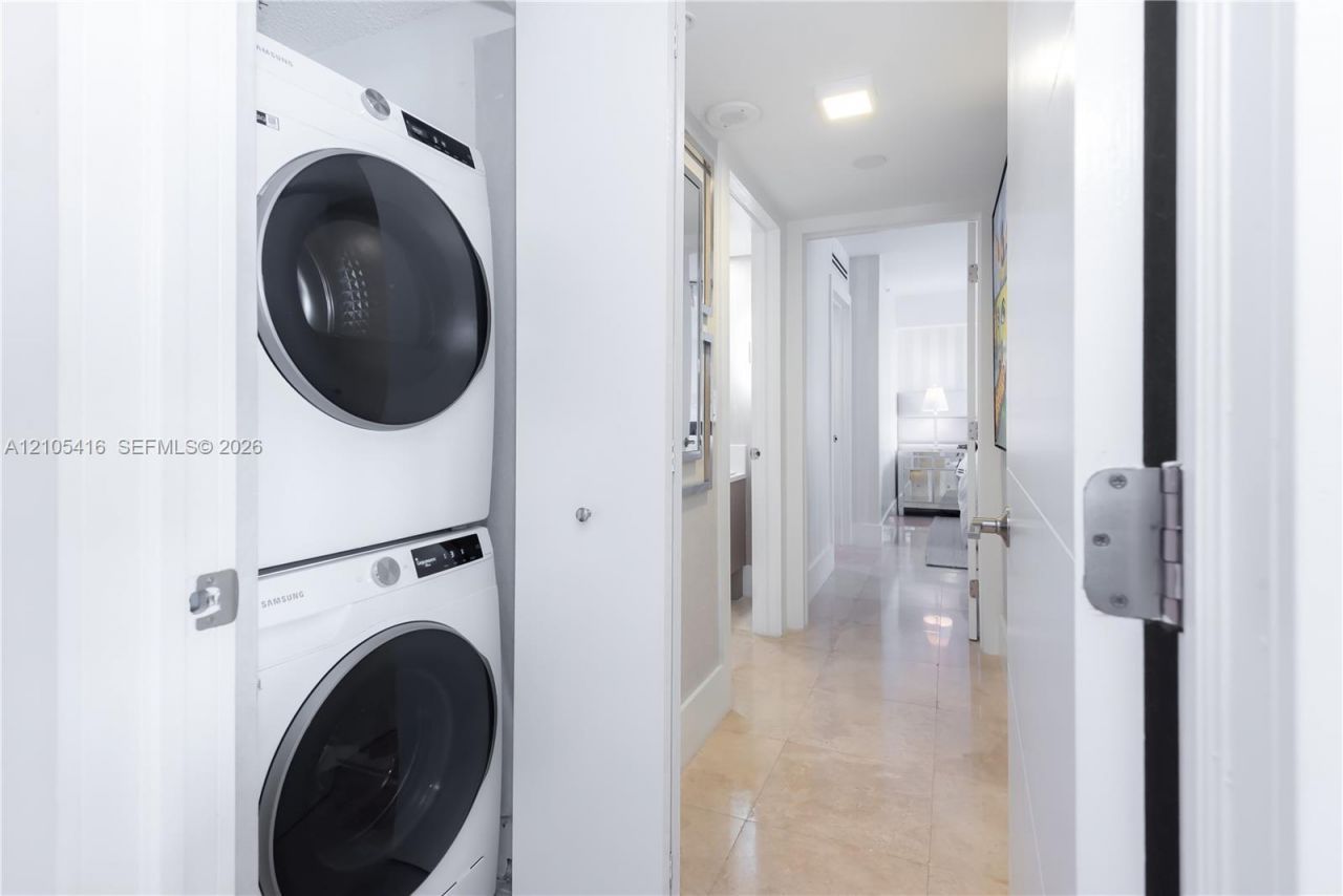 6301 Collins Ave , Unit 1105, Miami Beach, FL 33141 Photo