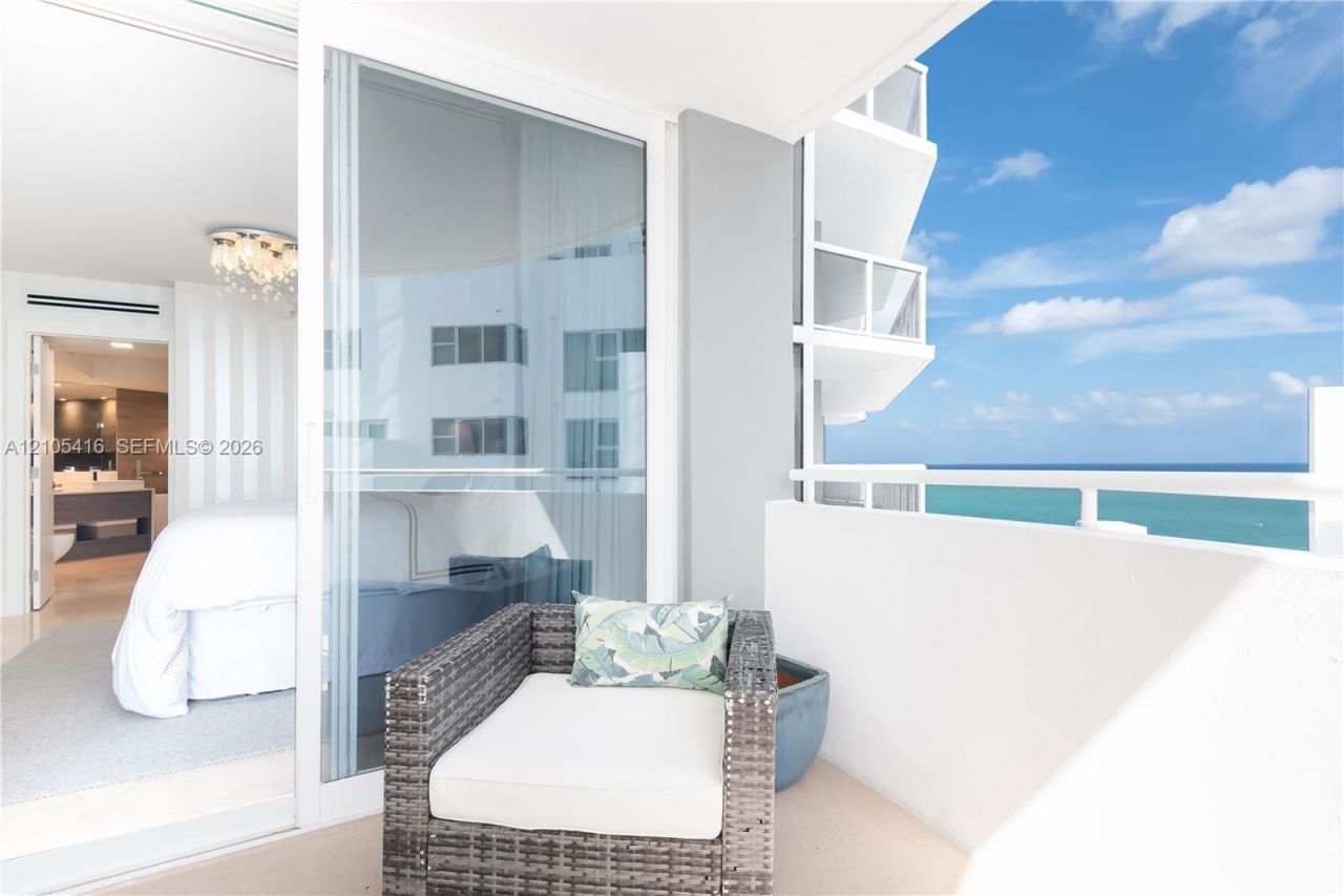 6301 Collins Ave , Unit 1105, Miami Beach, FL 33141 Photo