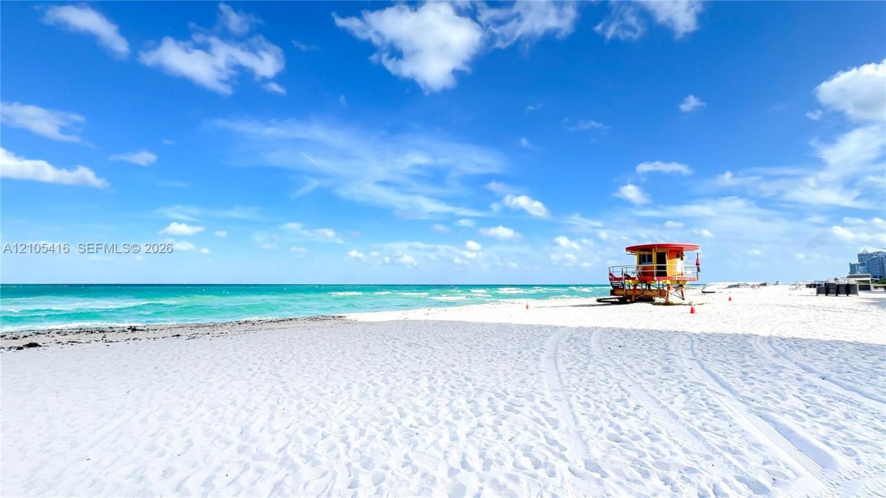 6301 Collins Ave , Unit 1105, Miami Beach, FL 33141 Photo