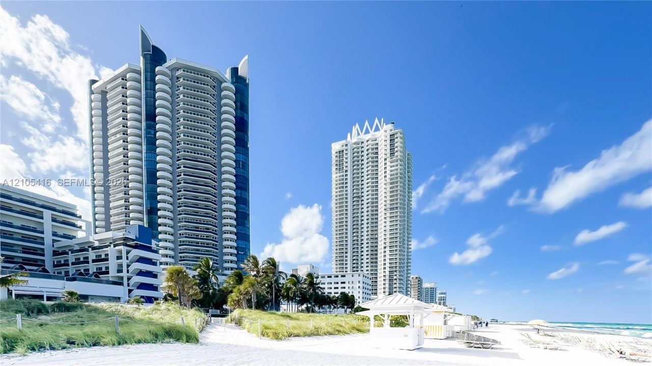 6301 Collins Ave , Unit 1105, Miami Beach, FL 33141 Photo