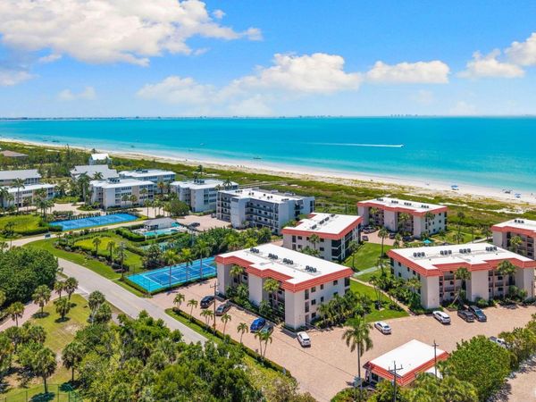 671 E Gulf Dr, Unit 4B3, Sanibel, FL 33957