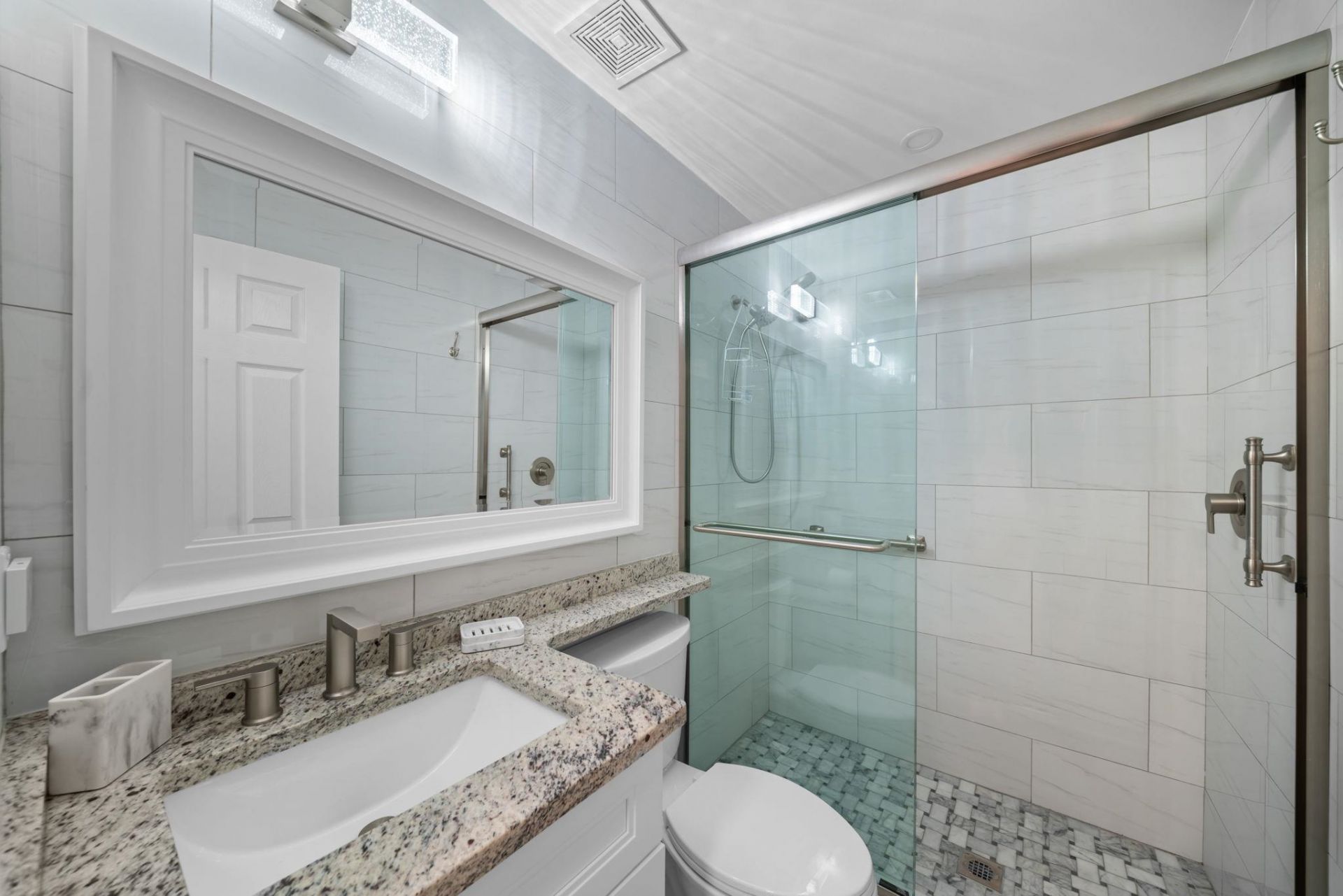 671 E Gulf Dr, Unit 4B3, Sanibel, FL 33957 Photo