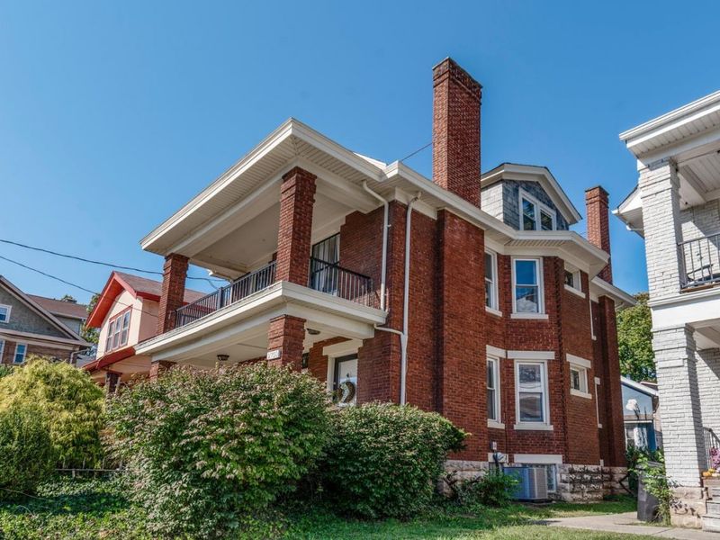 2748 Madison Road, Cincinnati, OH 45209 Photo 2