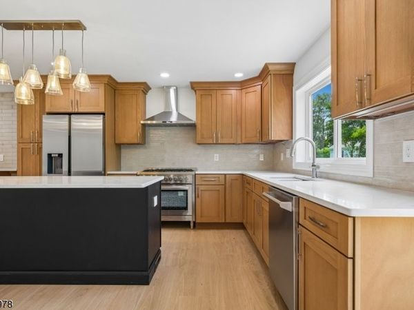 63 Port Colden Rd, Washington, NJ 07882