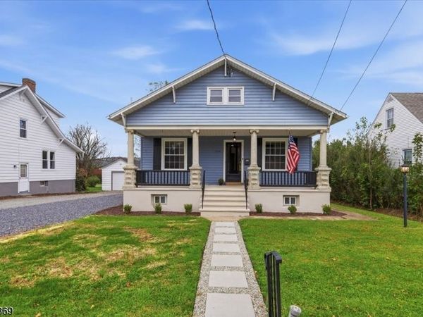 729 Belvidere Rd, Lopatcong, NJ 08865