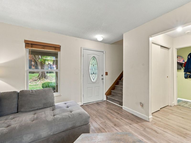 1595 Hallworth Court, Columbus, OH 43232 Photo 5