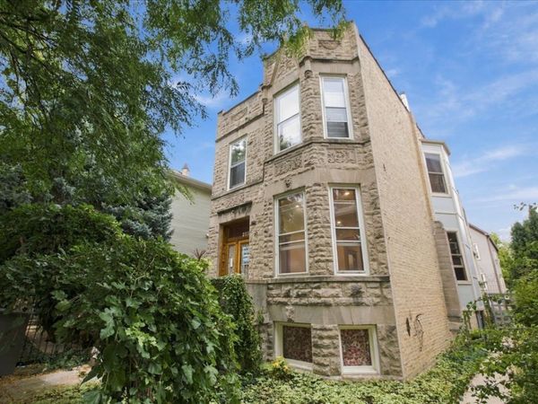 2111 N Kedzie Boulevard , Unit 1F, Chicago, IL 60647
