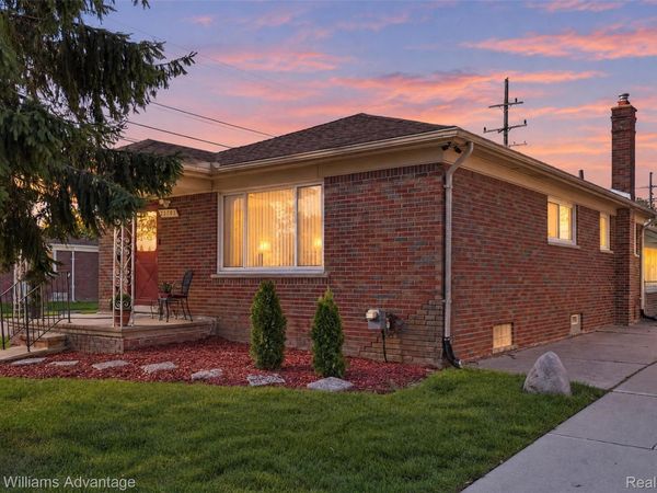 23703 Courtland Avenue, Eastpointe, Mi 48021