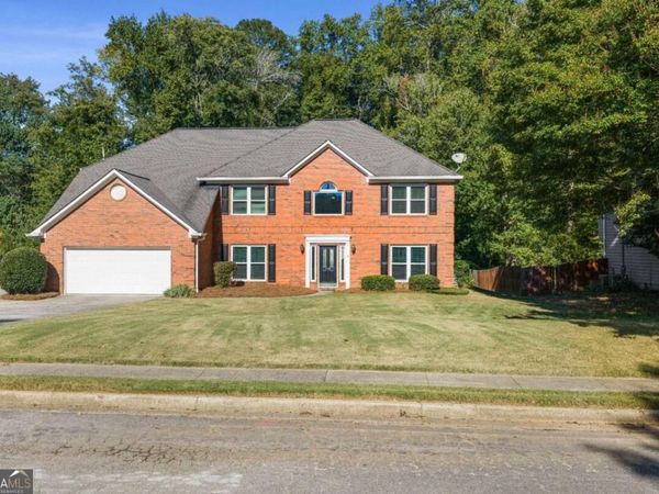 990 Allenbrook Lane, Roswell, GA 30075