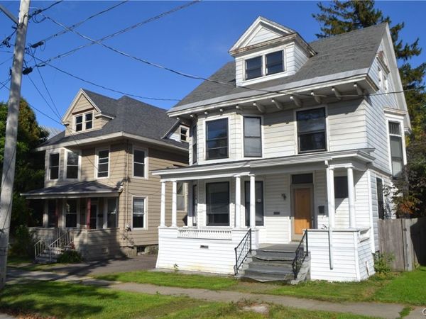 107 W 4th Street , Oswego, NY 13126