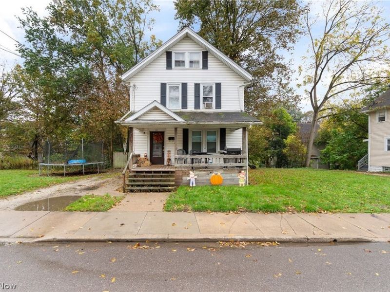 262 Gordon Drive, Akron, OH 44302 Photo 1
