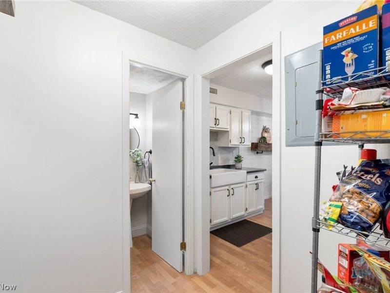 17506 Independence Court, Unit 4-D, Brook Park, OH 44142 Photo 13