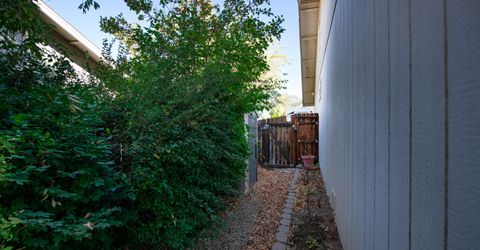 729 Hornet Drive, Gardnerville, NV 89460 Photo