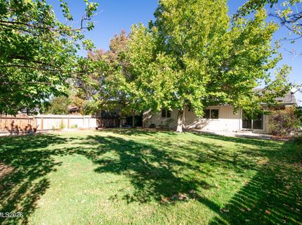 729 Hornet Drive, Gardnerville, NV 89460 Photo