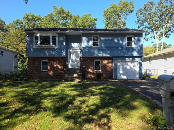 31 Depew Street , Huntington, NY 11743