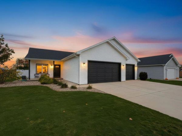 407 Lillehammer Lane, Mount Horeb, WI 53572