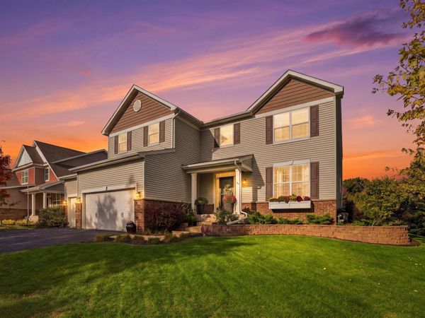 580 Eastgate Parkway, Mahtomedi, MN 55115