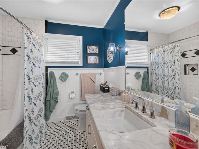 408 E 18th Street, Dover, OH 44622 Photo 11