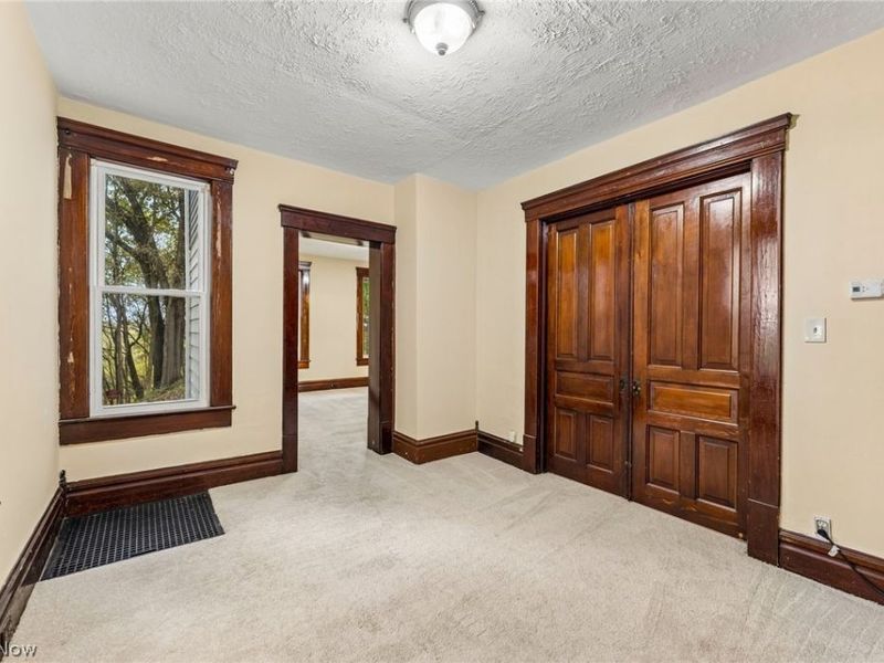 160 N Valley Street, Akron, OH 44303 Photo 14