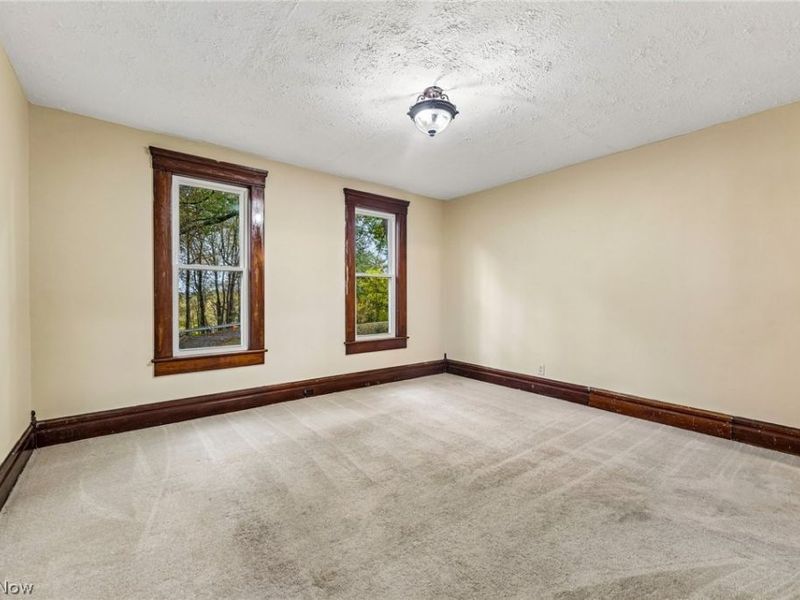 160 N Valley Street, Akron, OH 44303 Photo 16